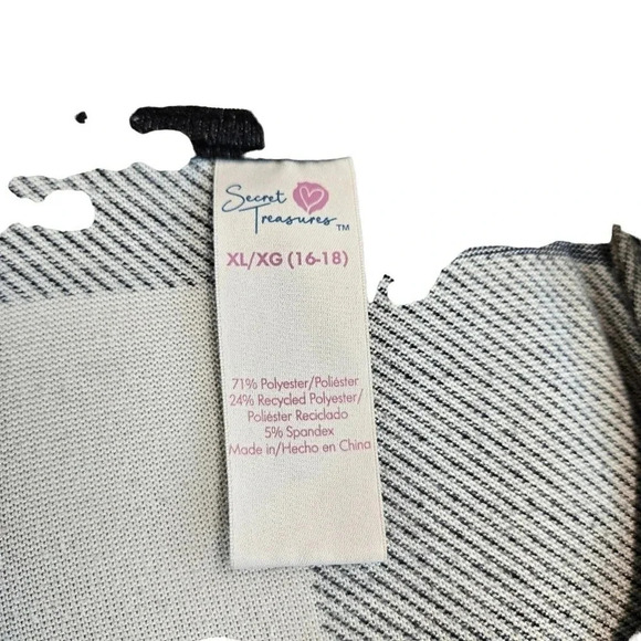 Black and White Checkered Plaid Size XL (16/18) Secret Treasures Long Sleeve Top - Picture 4 of 5